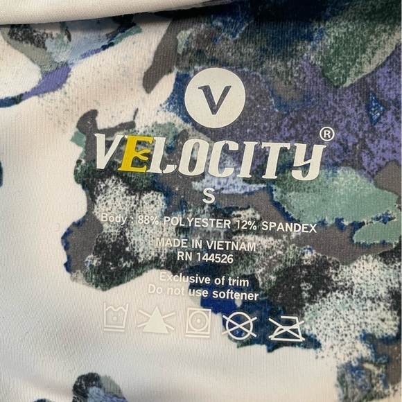 Velocity White And Blue Floral Print Active Wear Leggings- Size Small - Picture 8 of 11